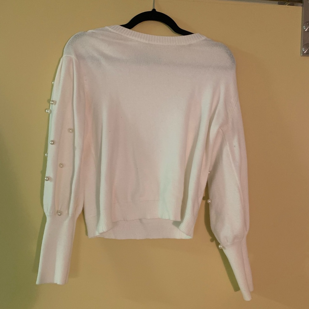 DO+BE Women's Medium White Pearl along Bubble Sleeve Sweater